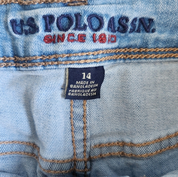 U.S. Polo Assn. Light Blue Denim Shorts Stretchy Comfortable Size 14, 6" Inseam - Picture 4 of 8